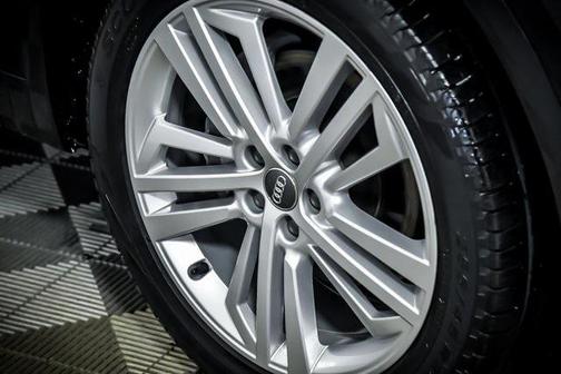 2019 Audi Q5 2.0T Premium Plus