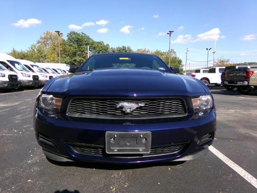 2012 Ford Mustang V6