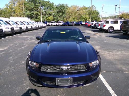 2012 Ford Mustang V6
