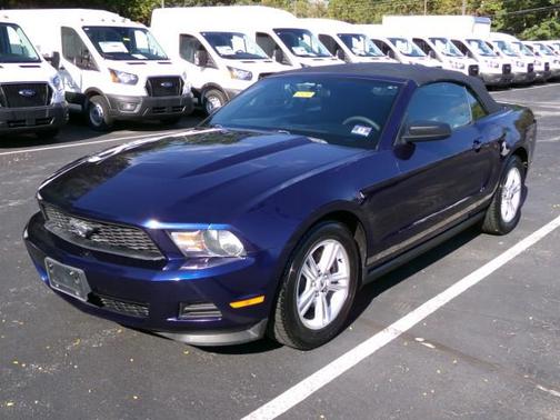 2012 Ford Mustang V6