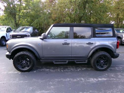 2023 Ford Bronco Black Diamond