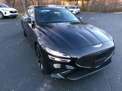 2023 Genesis G70 2.0T AWD