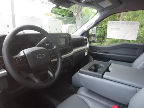 2025 Ford F-450 XL
