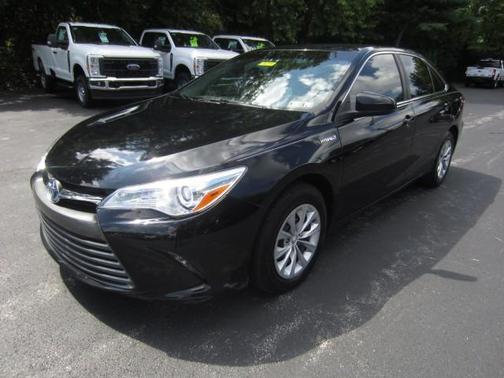 2017 Toyota Camry Hybrid LE