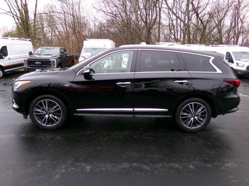2018 INFINITI QX60 Base