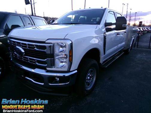 Oxford White 2025 Ford F-350 XL Truck