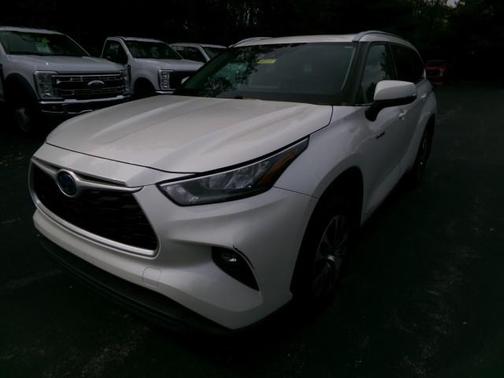 2020 Toyota Highlander Hybrid XLE