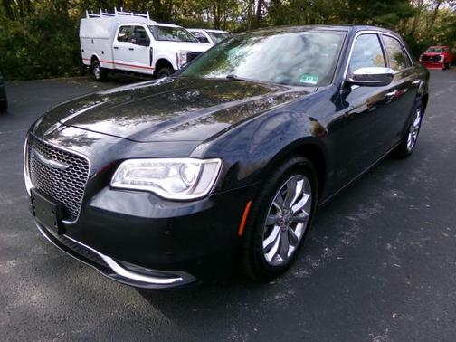 2016 Chrysler 300 S