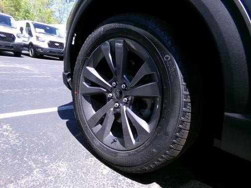 Carbonized Gray Metallic 2026 Ford Explorer Active