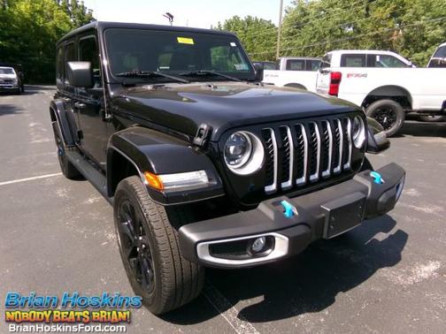 Black Clearcoat 2023 Jeep Wrangler 4xe Sahara