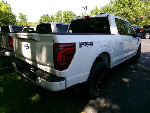 Star White Metallic Tri-Coat 2026 Ford F-150 Platinum