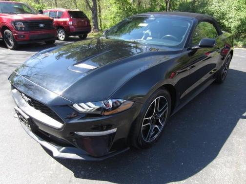 2022 Ford Mustang EcoBoost Premium