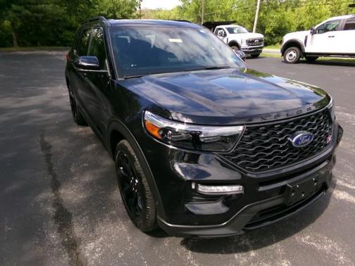 Agate Black Metallic 2022 Ford Explorer ST
