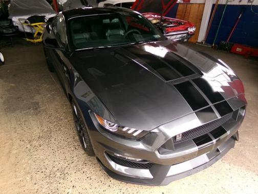 2020 Ford Shelby GT350 Base