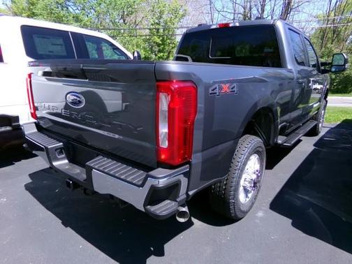 Carbonized Gray Metallic 2026 Ford F-250 XLT