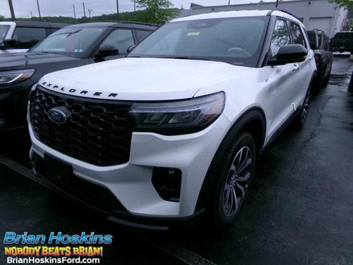 Star White Metallic Tri-Coat 2026 Ford Explorer ST-Line