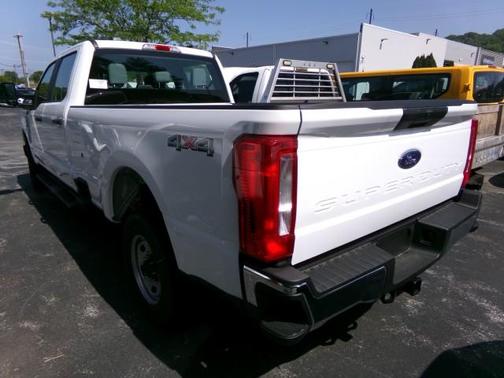 Oxford White 2026 Ford F-250 XL