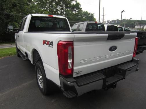 2025 Ford F-250 XL