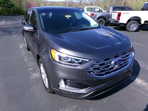 Magnetic Metallic 2019 Ford Edge Titanium