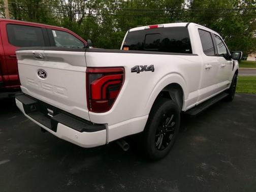 Star White Metallic Tri-Coat 2026 Ford F-150 Lariat