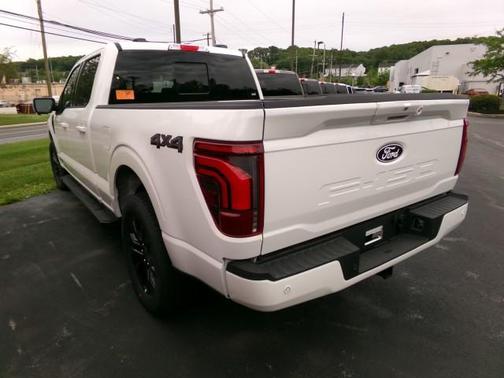 Star White Metallic Tri-Coat 2026 Ford F-150 Lariat