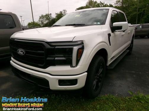 Star White Metallic Tri-Coat 2026 Ford F-150 Lariat