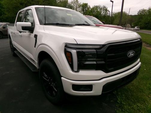 Star White Metallic Tri-Coat 2026 Ford F-150 Lariat