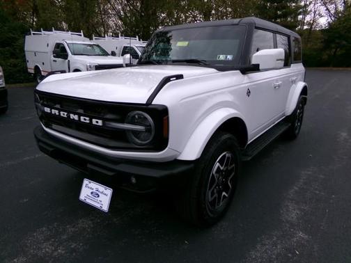 2023 Ford Bronco Outer Banks