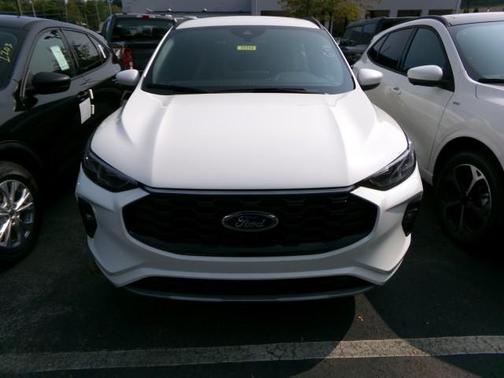 2025 Ford Escape ST-Line Elite