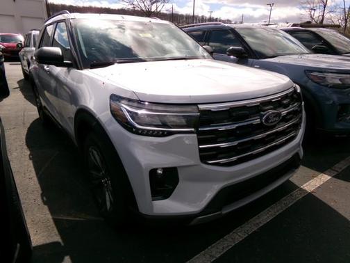 2026 Ford Explorer Active w/200A Pkg