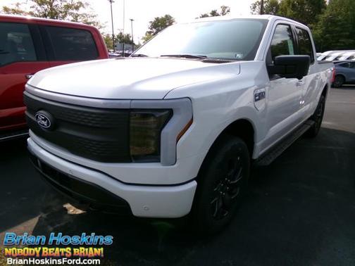2025 Ford F-150 Lightning Flash