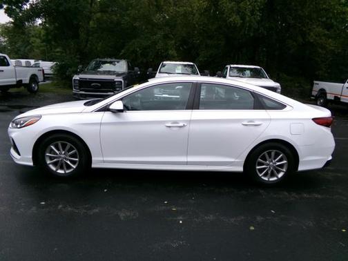 2018 Hyundai SONATA SE