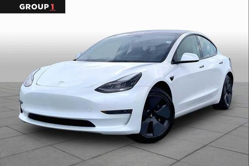 Pearl White Multi-Coat 2023 Tesla Model 3 Standard Range