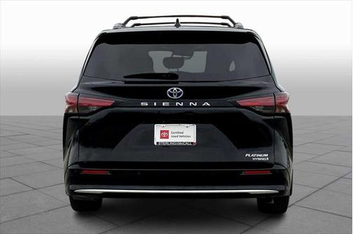 2024 Toyota Sienna Platinum 7 Passenger