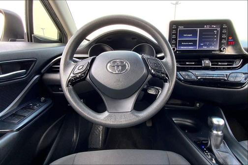 Blizzard Pearl 2021 Toyota C-HR LE