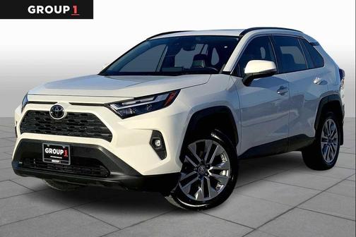 2022 Toyota RAV4 XLE Premium