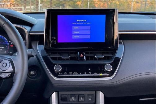 2024 Toyota Corolla Cross XLE