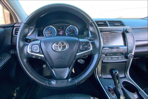 2016 Toyota Camry XLE