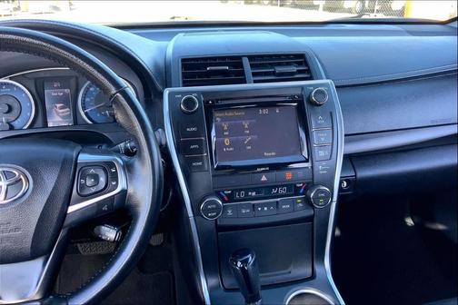 2016 Toyota Camry XLE