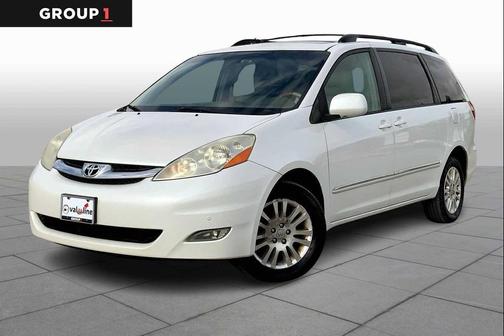2010 Toyota Sienna XLE