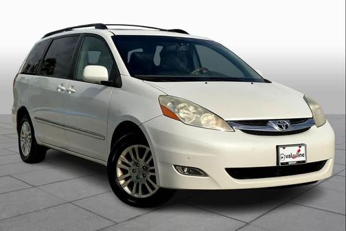 2010 Toyota Sienna XLE