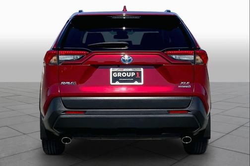 Ruby Flare Pearl 2022 Toyota RAV4 Hybrid XLE