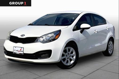 Clear White 2015 Kia Rio LX