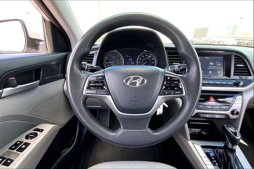 Symphony Silver 2018 Hyundai ELANTRA SEL