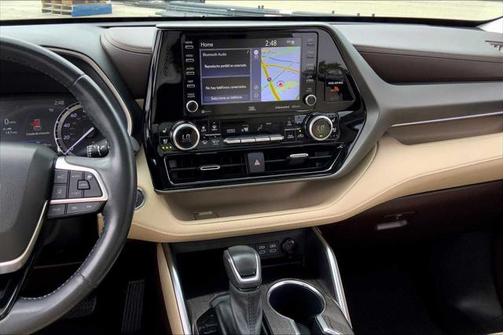 2022 Toyota Highlander Limited
