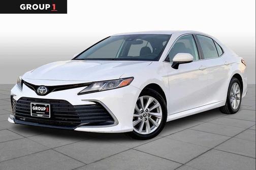 2022 Toyota Camry LE