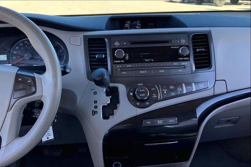 2013 Toyota Sienna LE