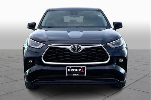2022 Toyota Highlander LE