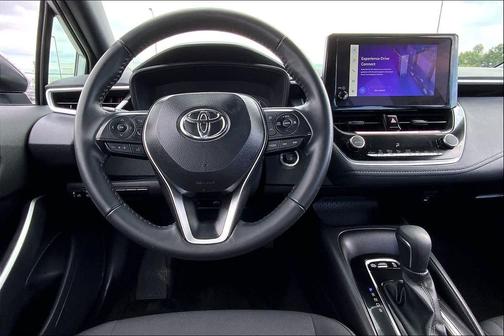 Classic Silver Metallic 2025 Toyota Corolla SE