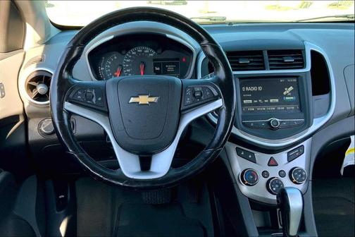 2017 Chevrolet Sonic LT